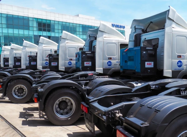 Trailer truck mounted