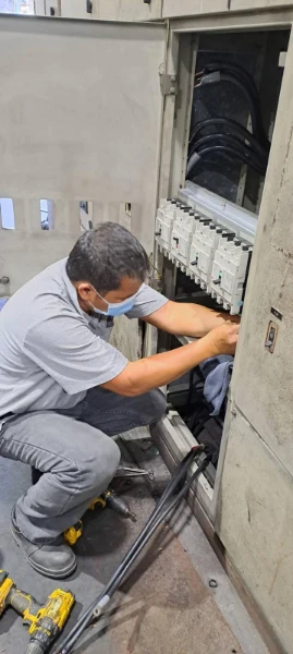 ติดตั้งระบบไฟฟ้า